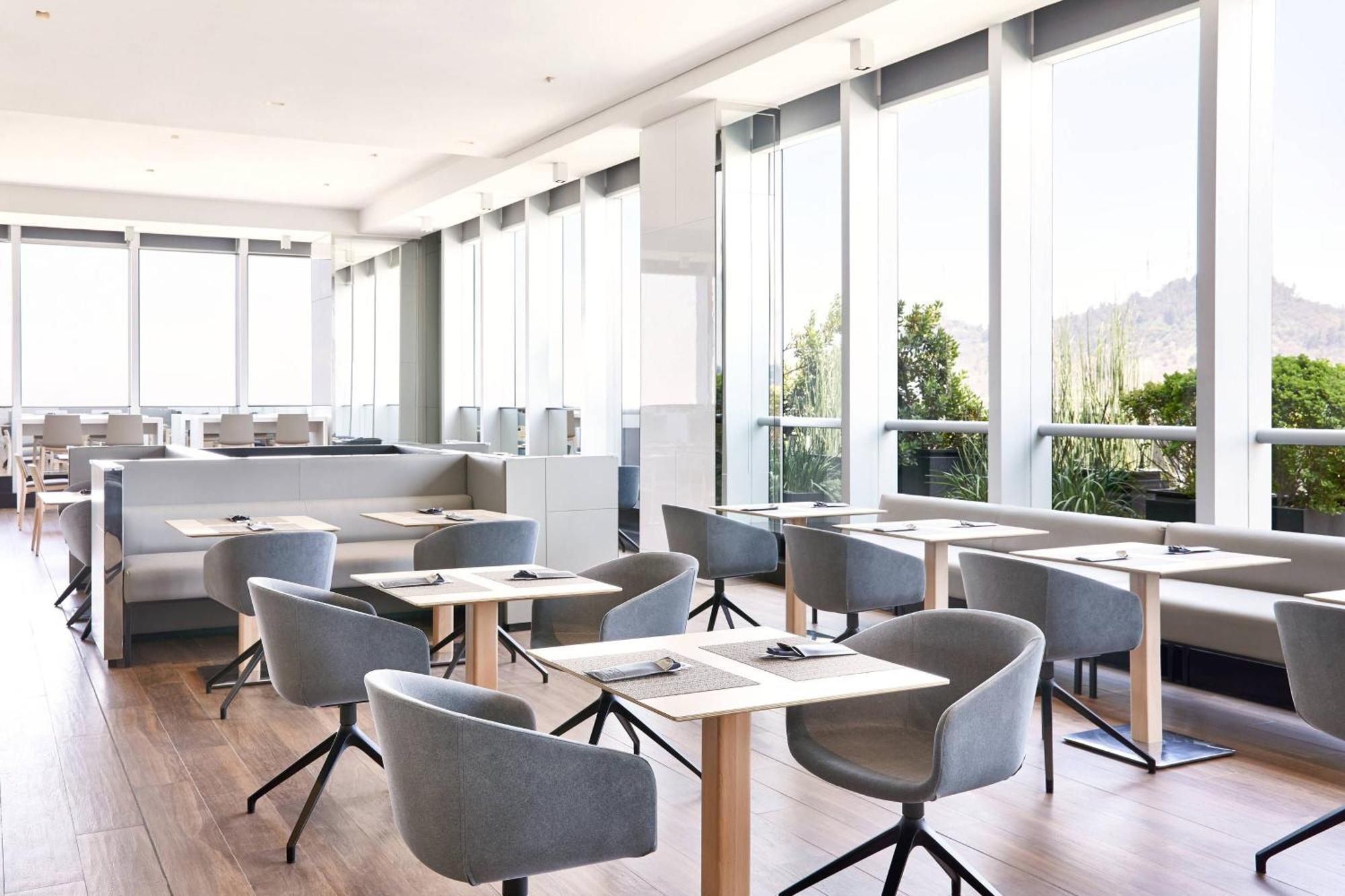 Ac Hotel By Marriott Santiago Cenco Costanera Extérieur photo