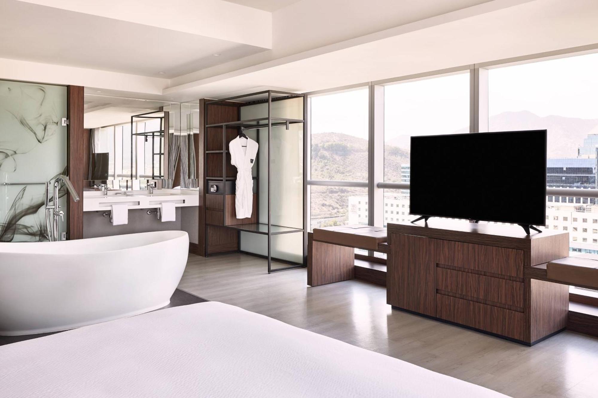 Ac Hotel By Marriott Santiago Cenco Costanera Extérieur photo